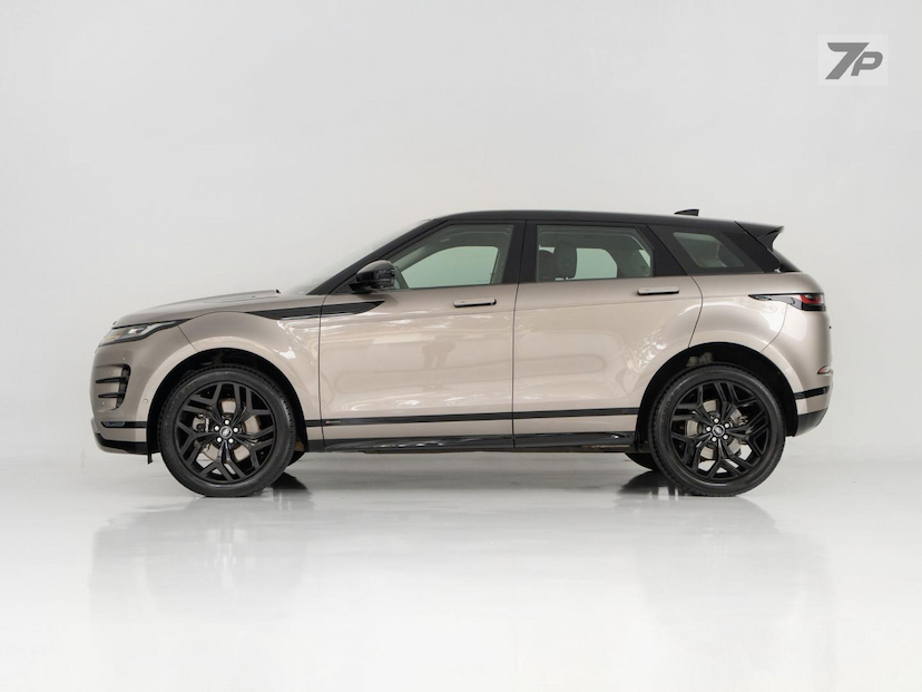 Foto do veículo LAND ROVER RANGE ROVER EVOQUE EVOQUE P250FF SE RD 2021 39.507 KM 261.000,00