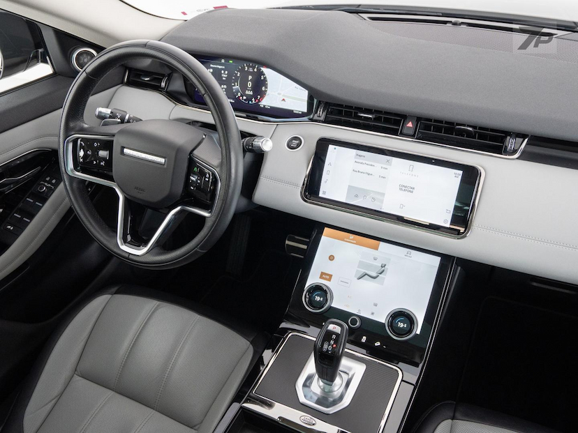 Foto do veículo LAND ROVER RANGE ROVER EVOQUE EVOQUE P250FF SE RD 2021 39.507 KM 261.000,00