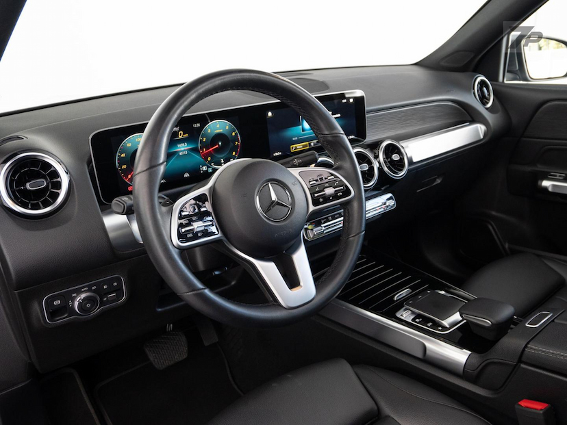 Foto do veículo MERCEDES-BENZ GLB 200 GLB200 PROG 2020 44.000 KM 209.900,00