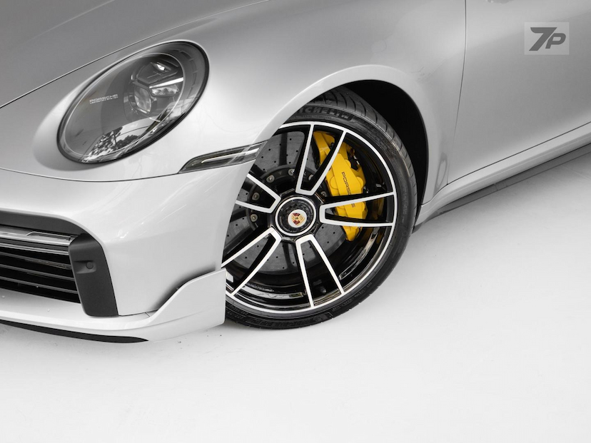 Foto do veículo PORSCHE 911  TURBO S 2021 10.772 KM 1.320.000,00