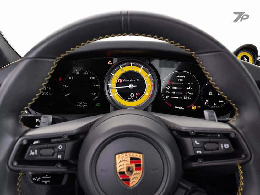 Foto do veículo PORSCHE 911  TURBO S 2021 10.772 KM 1.320.000,00