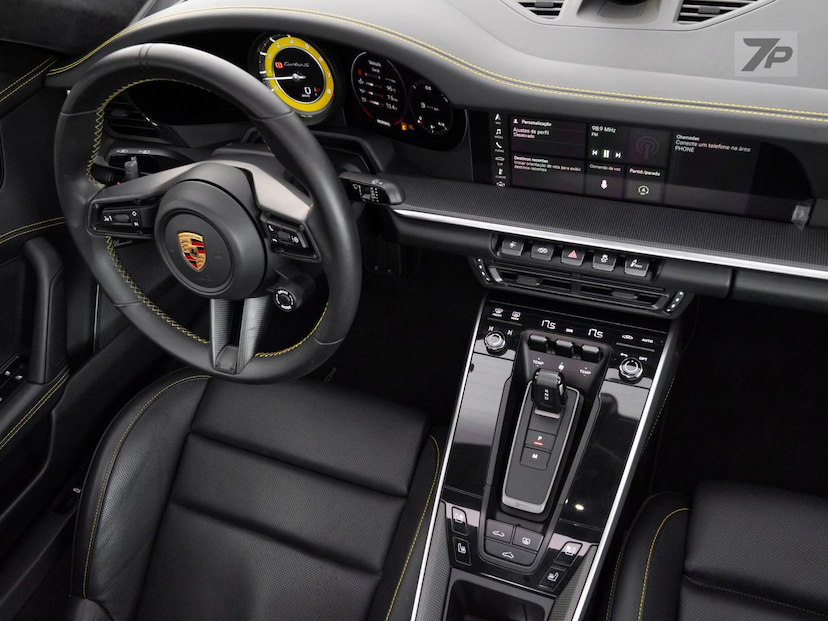 Foto do veículo PORSCHE 911  TURBO S 2021 10.772 KM 1.320.000,00