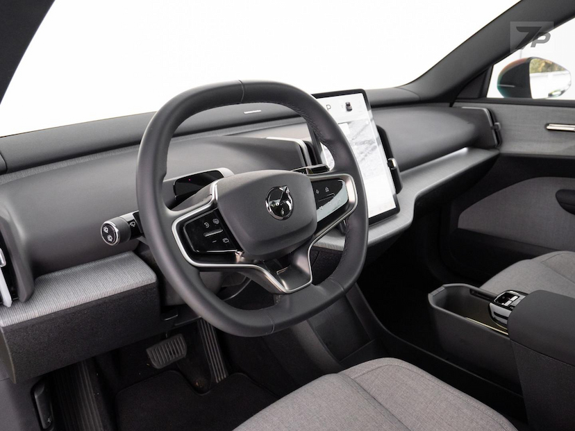 Foto do veículo VOLVO EX30  E60 ULTRA 2024 12.380 KM 219.000,00
