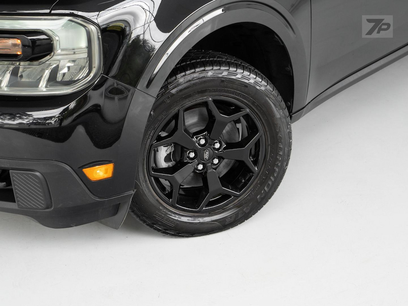 Foto do veículo FORD MAVERICK  CD4GLRT 2023 25.973 KM 172.900,00