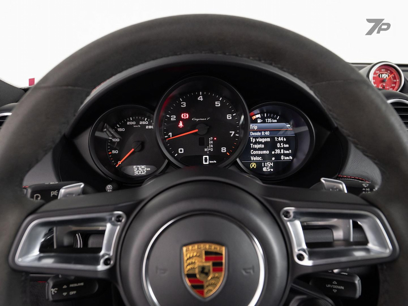 Foto do veículo PORSCHE CAYMAN  T 2022 5.730 KM 539.000,00