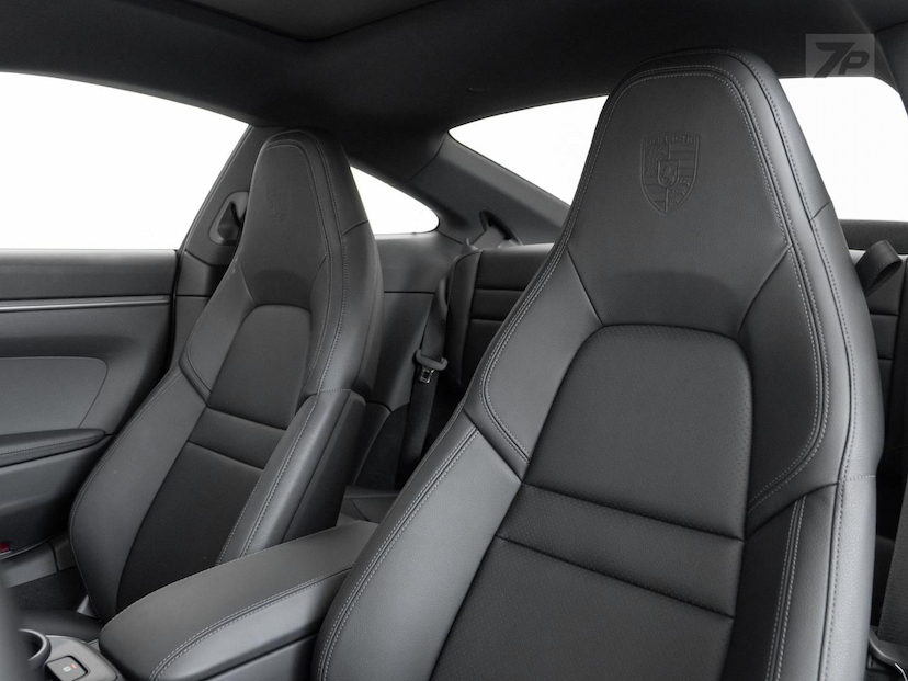 Foto do veículo PORSCHE 911  CARRERA 2024 1.429 KM 878.000,00
