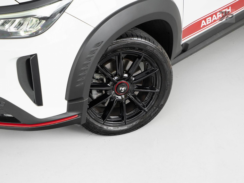 Foto do veículo FIAT PULSE  ABARTH 270 2023 3.840 KM 129.900,00