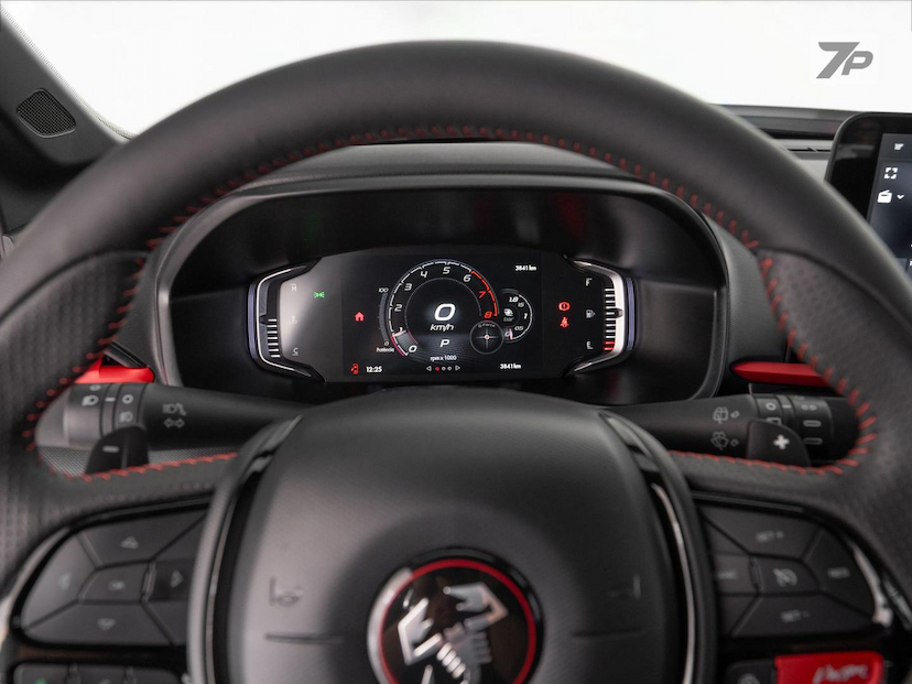 Foto do veículo FIAT PULSE  ABARTH 270 2023 3.840 KM 129.900,00