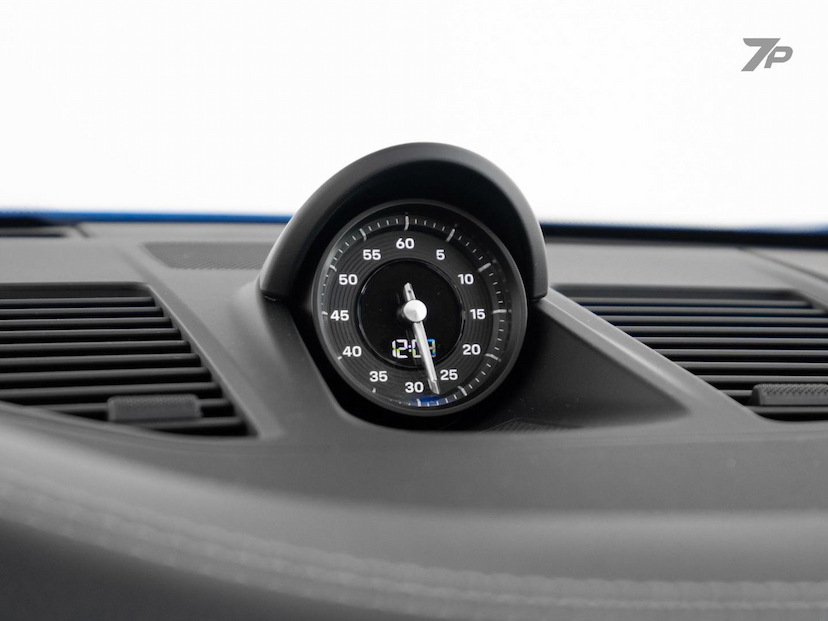 Foto do veículo PORSCHE 911  CARRERA 2025 1.821 KM 1.028.000,00