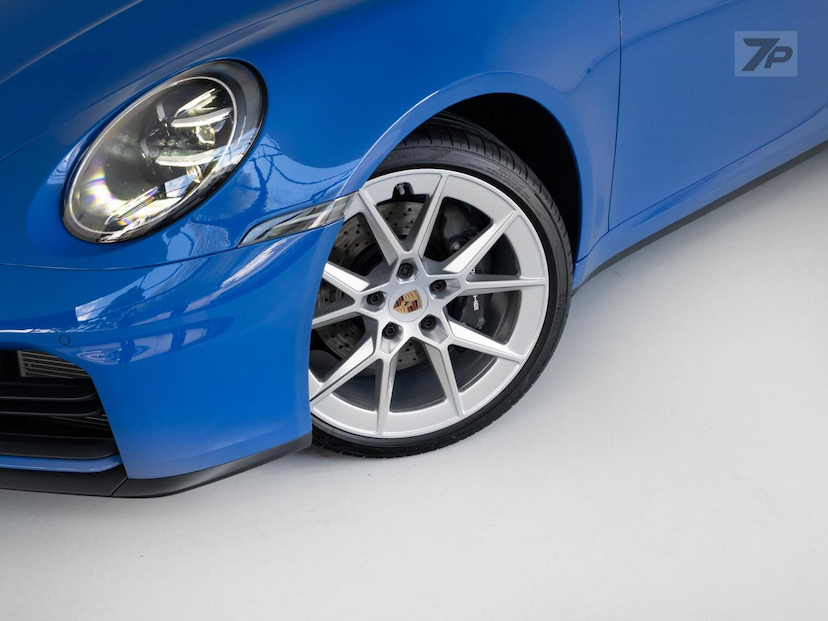 Foto do veículo PORSCHE 911  CARRERA 2025 1.821 KM 1.028.000,00
