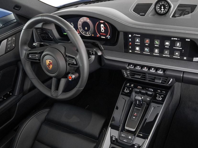 Foto do veículo PORSCHE 911  CARRERA 2025 1.821 KM 1.028.000,00