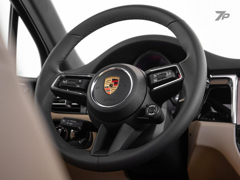 Foto do veículo PORSCHE MACAN  2025 153 KM 568.500,00