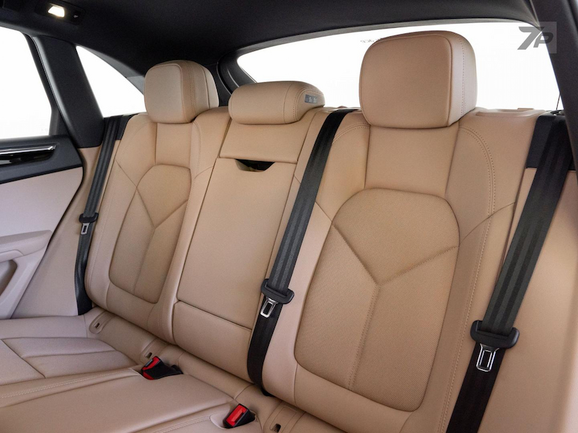 Foto do veículo PORSCHE MACAN  2025 153 KM 568.500,00