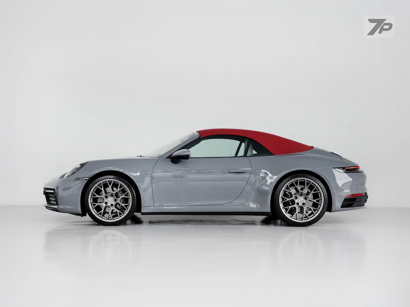 Foto do veículo PORSCHE 911  CARRERA C 2024 2.223 KM 995.000,00