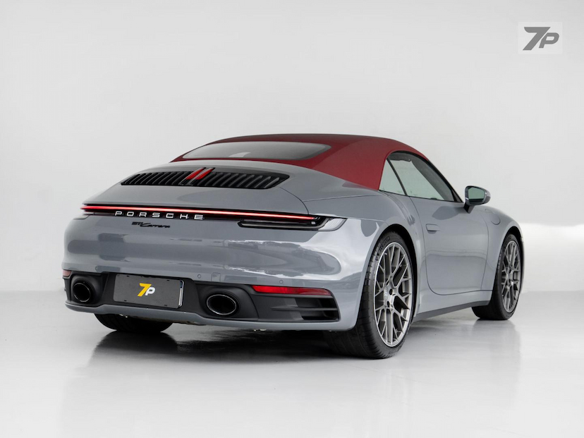 Foto do veículo PORSCHE 911  CARRERA C 2024 2.223 KM 995.000,00