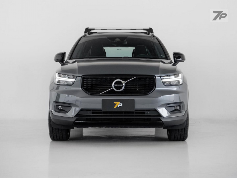Foto do veículo VOLVO XC40  T5 R-DESIGN 2019 56.000 KM 176.500,00