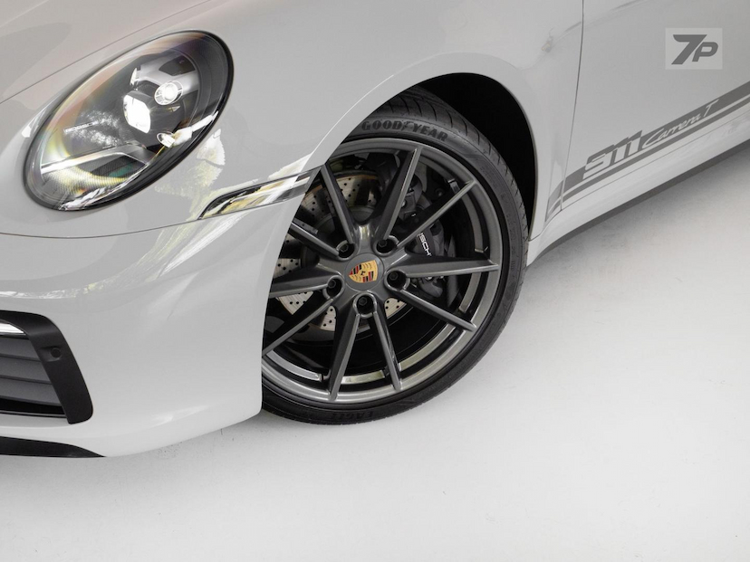 Foto do veículo PORSCHE 911  CARRERA T 2023 6.700 KM 848.500,00