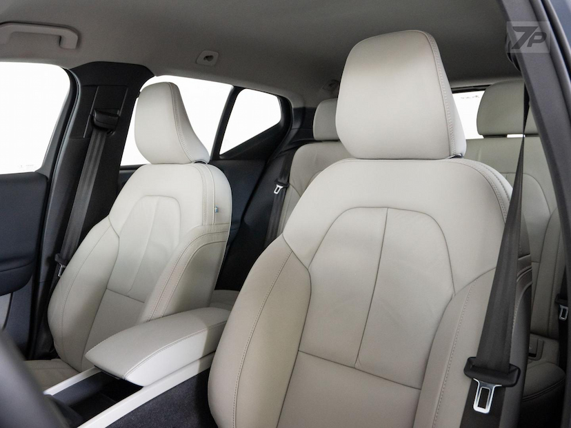 Foto do veículo VOLVO XC40  INSC EXPRES 2022 81.000 KM 169.000,00