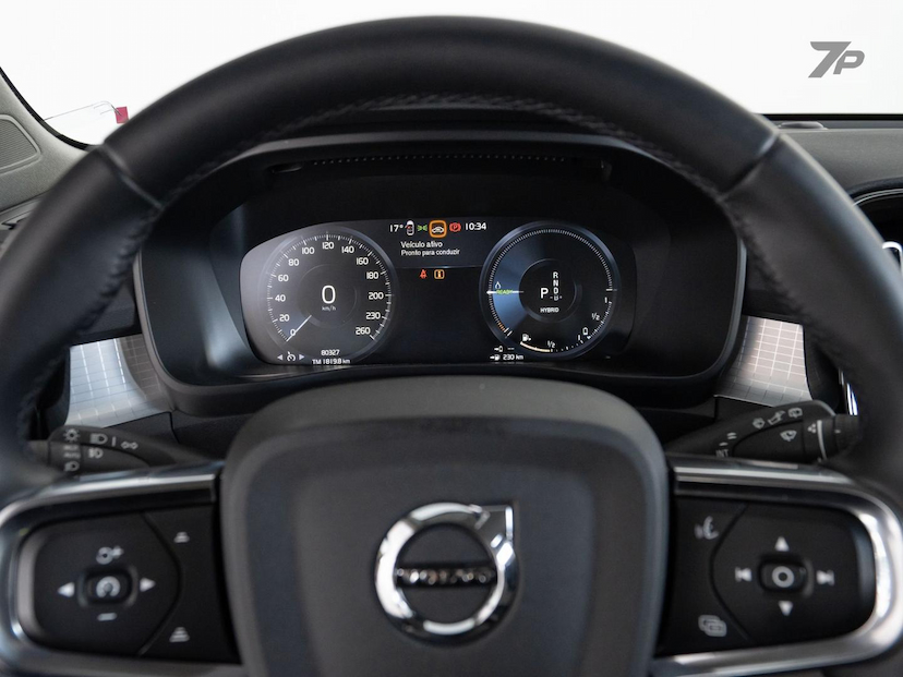 Foto do veículo VOLVO XC40  INSC EXPRES 2022 81.000 KM 169.000,00