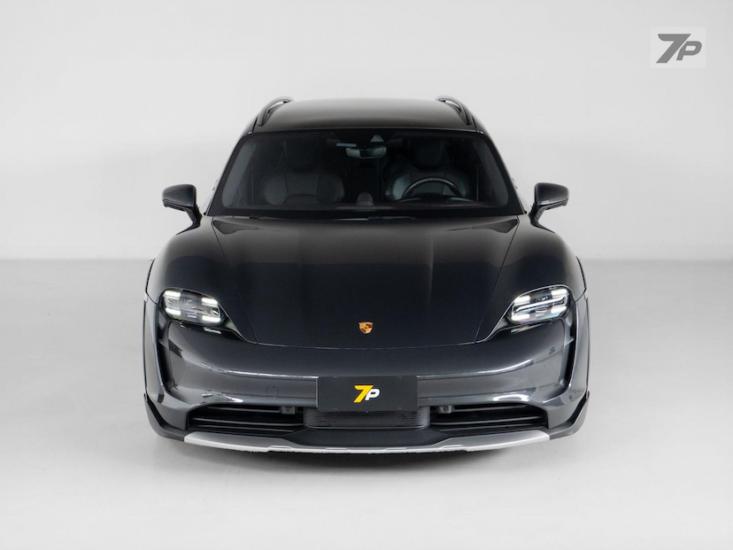 Foto do veículo PORSCHE TAYCAN   4CT 2022 14.724 KM 495.000,00