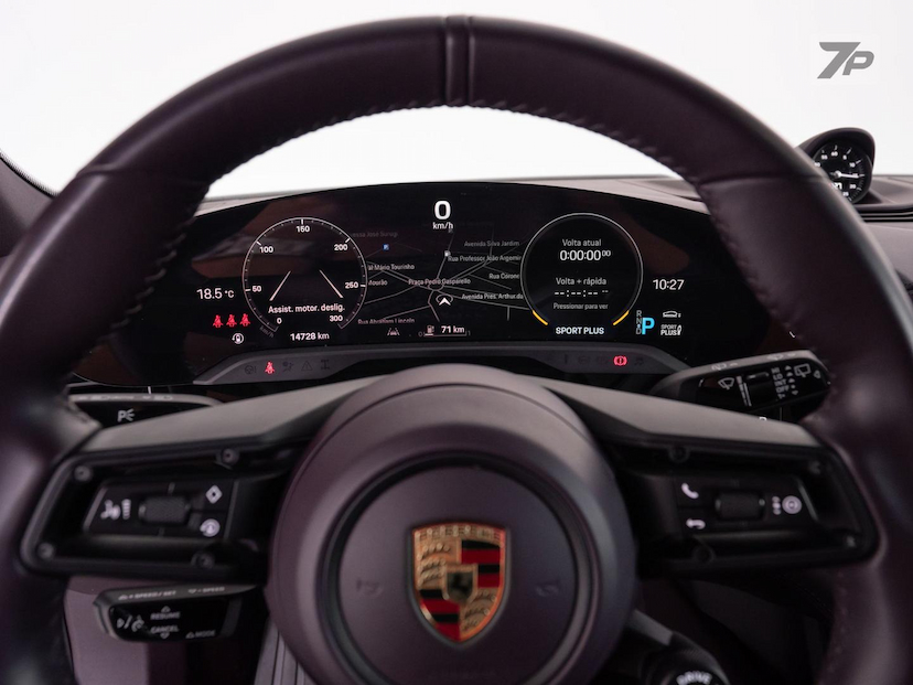 Foto do veículo PORSCHE TAYCAN   4CT 2022 14.724 KM 495.000,00