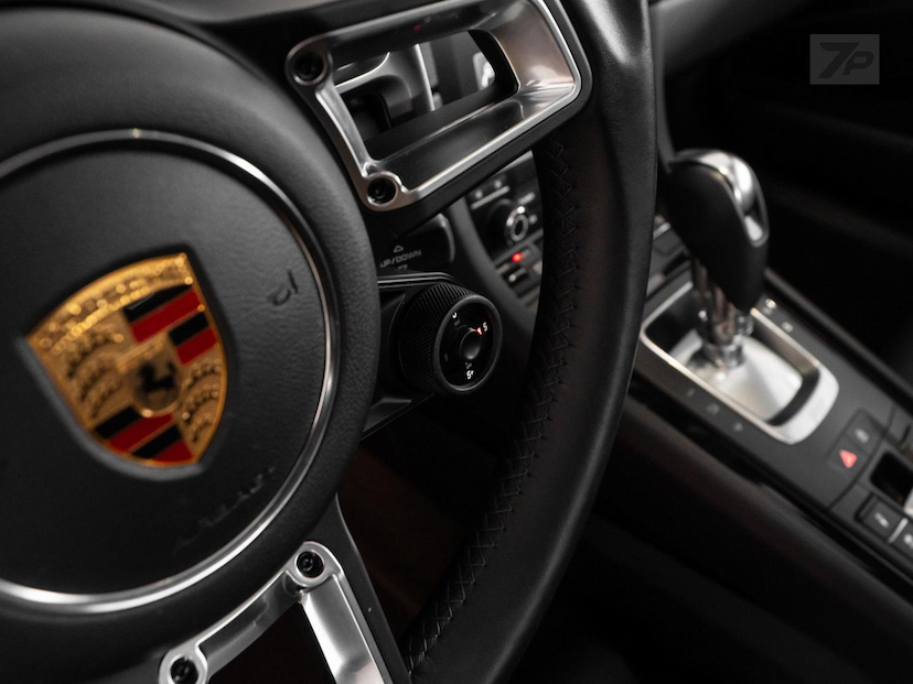 Foto do veículo PORSCHE 911  CARRERA T 2019 7.800 KM 668.500,00