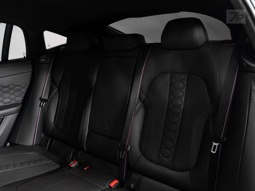 Foto do veículo BMW X6  M COMPETITION 2023 25.542 KM 918.500,00
