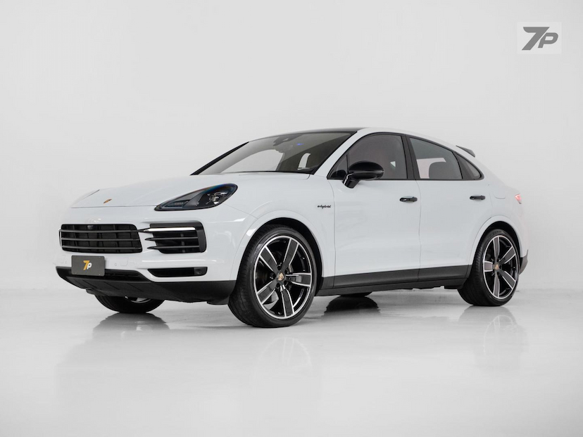 Foto do veículo PORSCHE CAYENNE  CP PHE 2023 19.850 KM 649.000,00