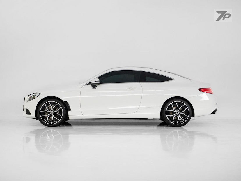 Foto do veículo MERCEDES-BENZ C 180 C180 COUPE 2018 44.610 KM 174.900,00