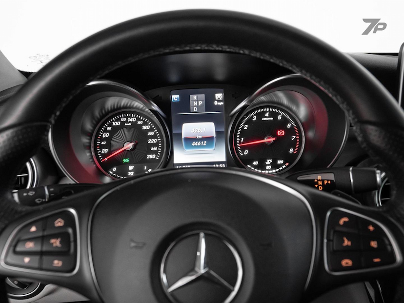 Foto do veículo MERCEDES-BENZ C 180 C180 COUPE 2018 44.610 KM 174.900,00
