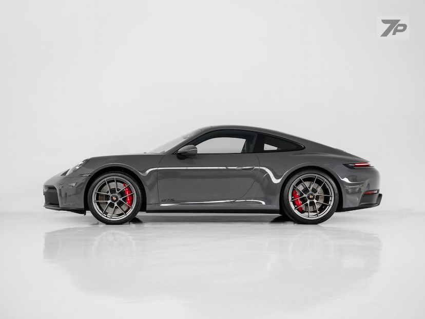 Foto do veículo PORSCHE 911  CARRERA GTS COUPE 3.0 (992) 2025 440 KM 1.389.000,00