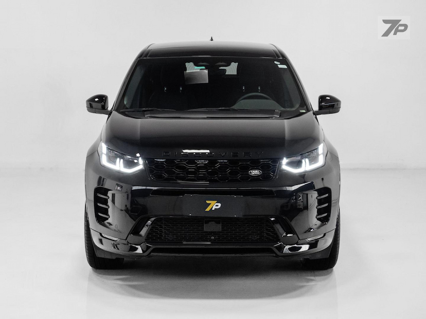 Foto do veículo LAND ROVER DISCOVERY DISC SPT P250FF SED7L 2024 9.374 KM 359.000,00