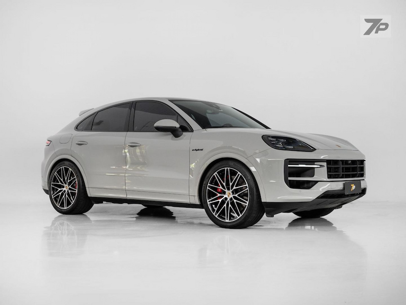 Foto do veículo PORSCHE CAYENNE  S COUPE 2024 8.320 KM 890.000,00