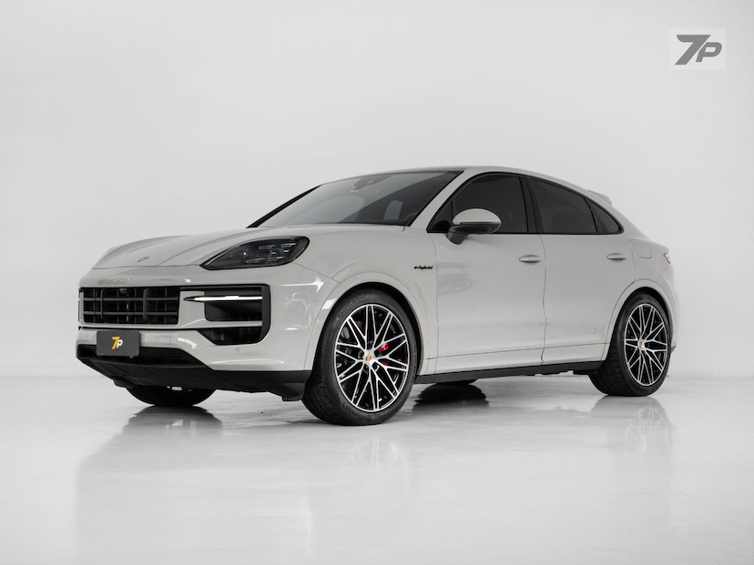 Foto do veículo PORSCHE CAYENNE  S COUPE 2024 8.320 KM 890.000,00