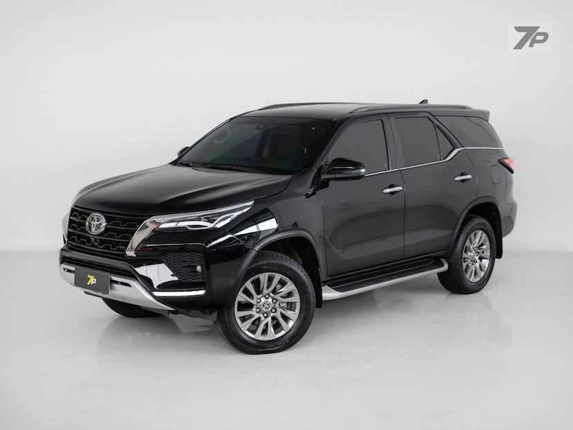 Foto do veículo TOYOTA HILUX  SWSRXA4FD 2024 59.118 KM 339.000,00