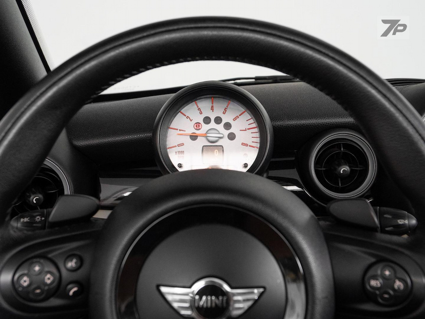 Foto do veículo MINI COOPER  S ROADSTER 2014 70.322 KM 159.000,00