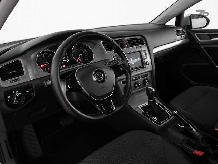 Foto do veículo VOLKSWAGEN GOLF  COMFORTLINE AA 2016 58.243 KM 82.900,00