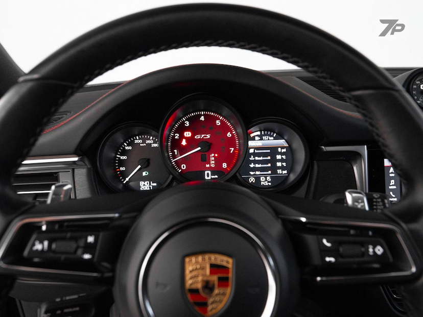 Foto do veículo PORSCHE MACAN  GTS 2023 8.730 KM 619.000,00