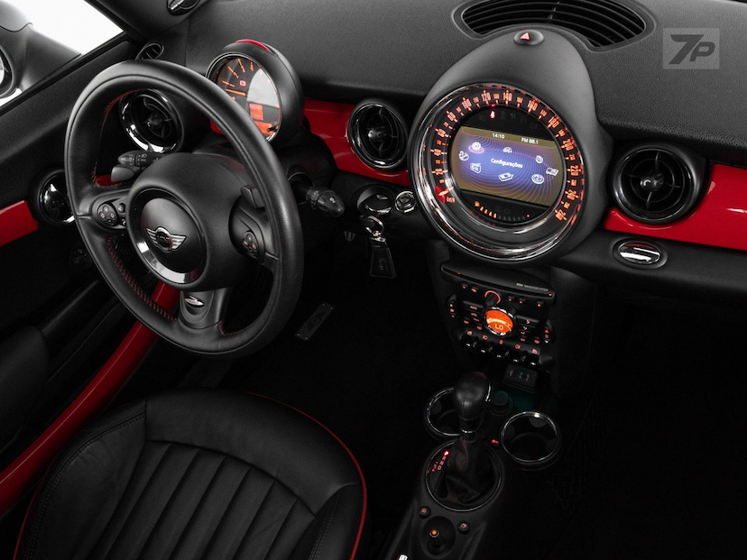 Foto do veículo MINI JOHN COOPER WORKS  2013 37.425 KM 109.000,00