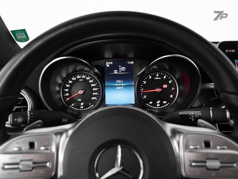 Foto do veículo MERCEDES-BENZ C 180 C180 COUPE 2020 26.215 KM 239.000,00