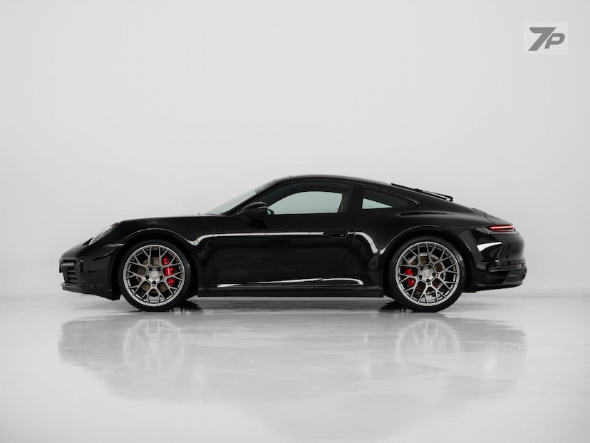 Foto do veículo PORSCHE 911  CARRERA 2020 18.835 KM 719.000,00