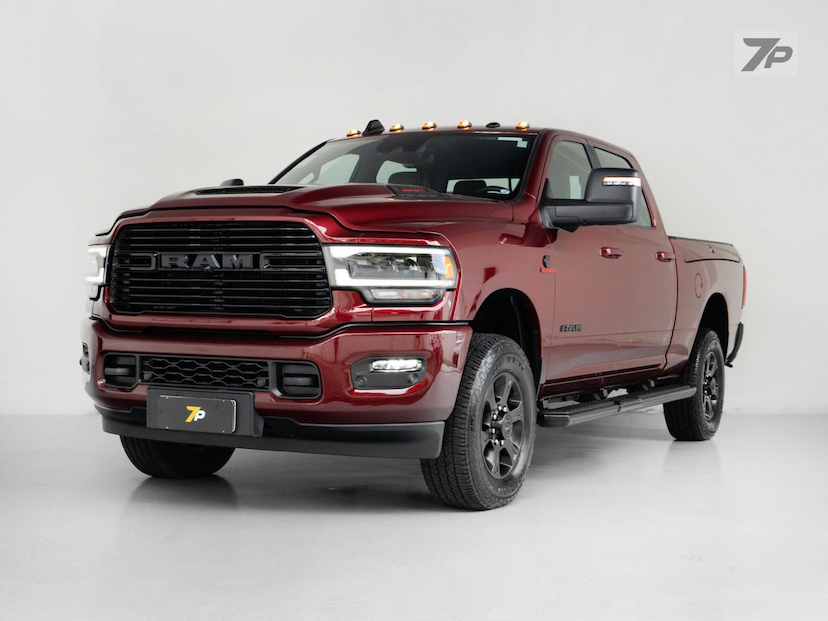 Foto do veículo RAM 3500  LAIE 6.7D 2024 9.515 KM 439.000,00
