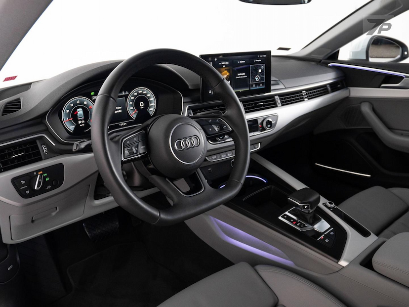 Foto do veículo AUDI A5  SPB 2.0TFSI 2023 31.850 KM 279.000,00