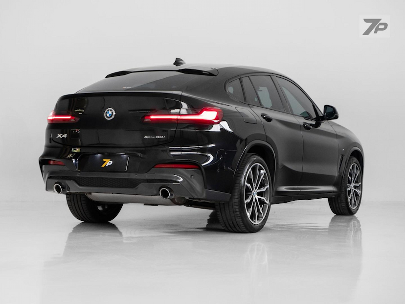 Foto do veículo BMW X4  XDRIVE 30I M SPORT 2.0 TB 252CV AUT 2021 32.280 KM 309.000,00
