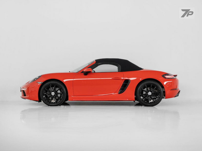 Foto do veículo PORSCHE BOXSTER  2020 32.780 KM 478.500,00