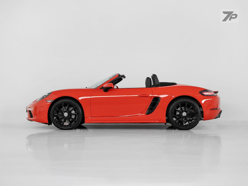 Foto do veículo PORSCHE BOXSTER  2020 32.780 KM 478.500,00