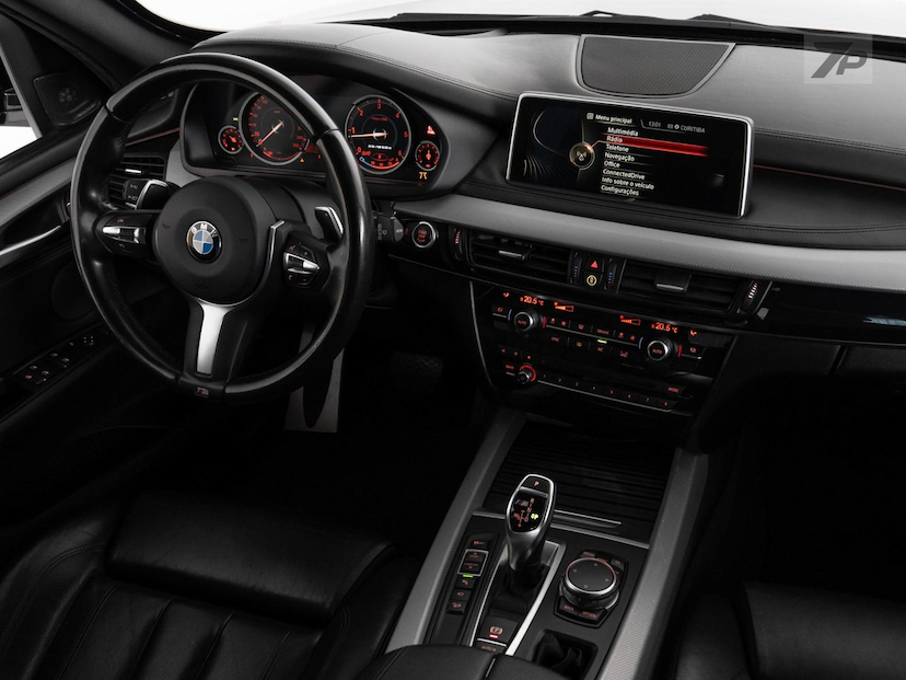 Foto do veículo BMW X5  3.0 4X4 M50D I6 TURBO AUTOMATICO 2017 121.985 KM 219.500,00