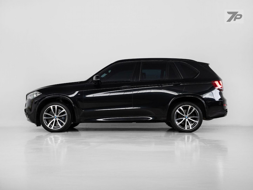 Foto do veículo BMW X5  3.0 4X4 M50D I6 TURBO AUTOMATICO 2017 121.985 KM 219.500,00