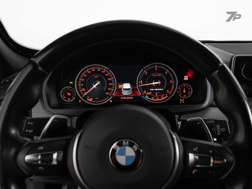 Foto do veículo BMW X5  3.0 4X4 M50D I6 TURBO AUTOMATICO 2017 121.985 KM 219.500,00