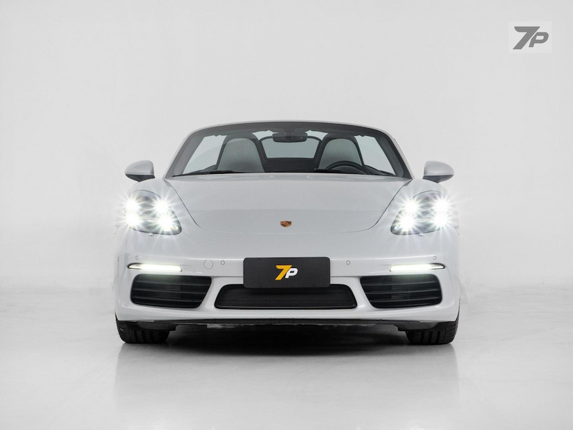 Foto do veículo PORSCHE 718  BOXSTER 2.0 300CV 2024 3.154 KM 599.000,00